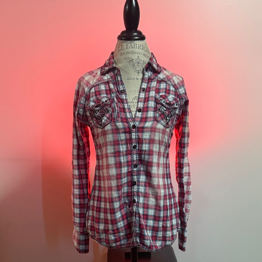 Roar Ref and White Plaid Button-Up Shirt
